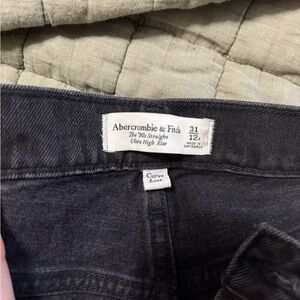 Abercrombie & Fitch Ultra High Rise Jeans